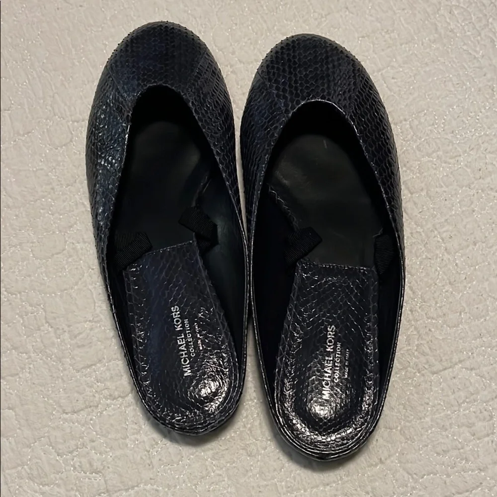 Michael Kors Black Textured Loafers